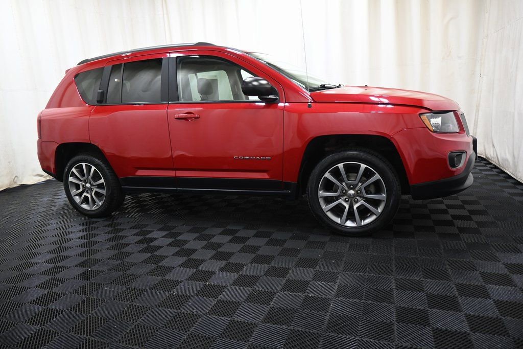 Used 2017 Jeep Compass Sport w/ Power Value Group image 7