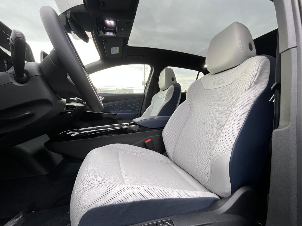New 2026 Volkswagen ID.4 Pro S image 10