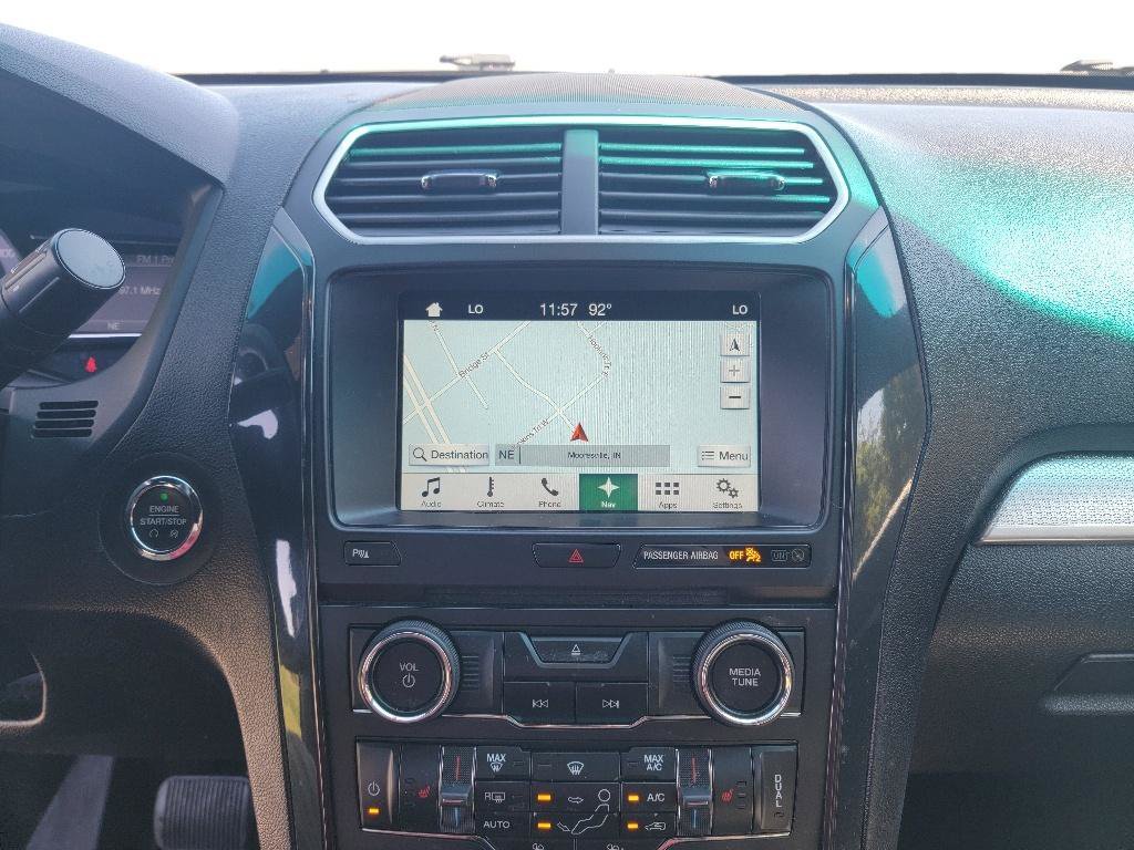 Used 2017 Ford Explorer XLT w/ Equipment Group 202A FWD image 20