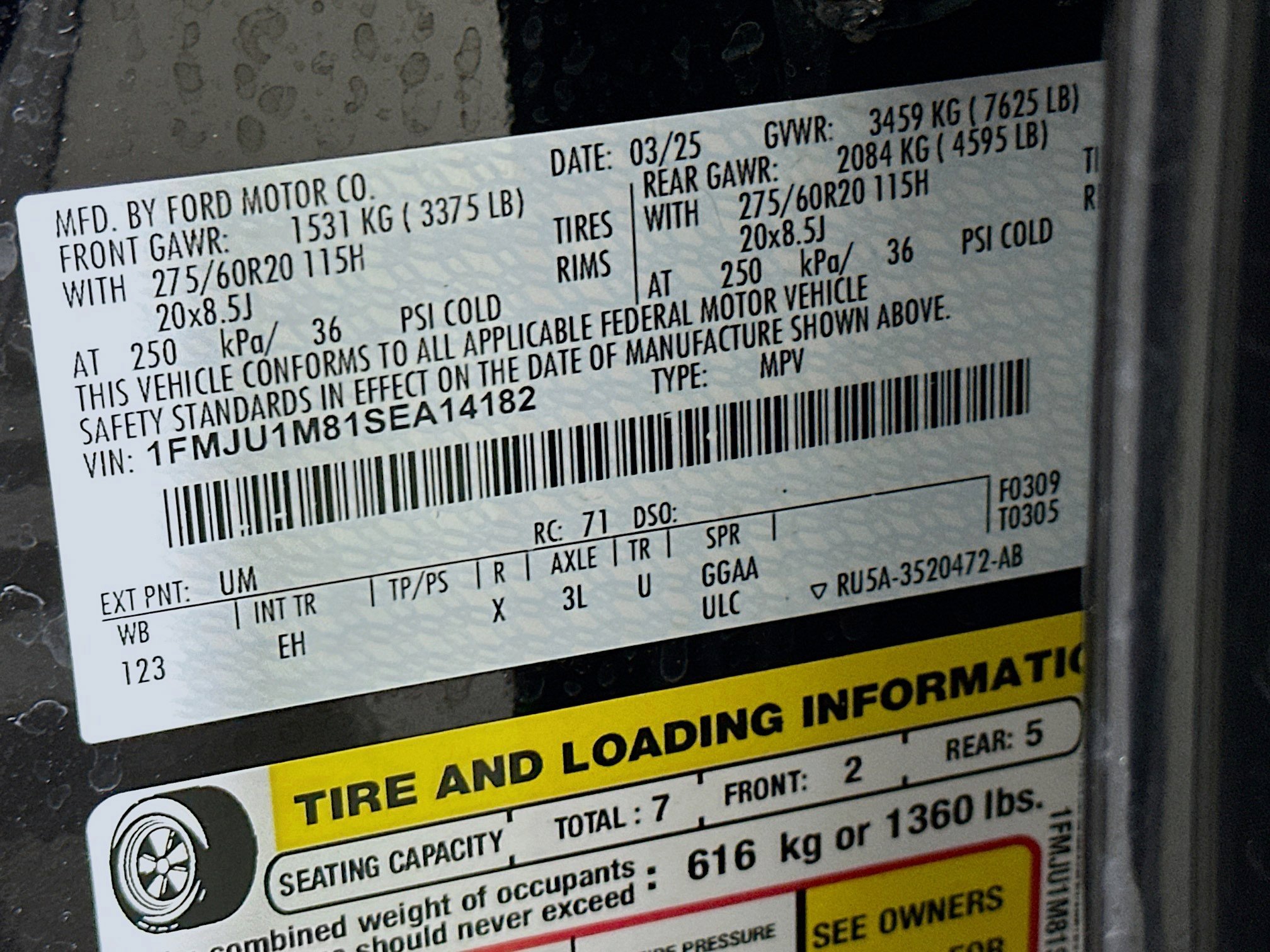 Used 2025 Ford Expedition Platinum image 12