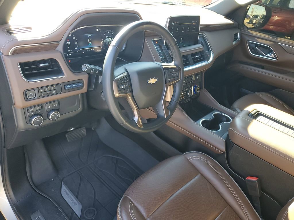 Used 2023 Chevrolet Tahoe High Country w/ LPO, Illumination Package image 6