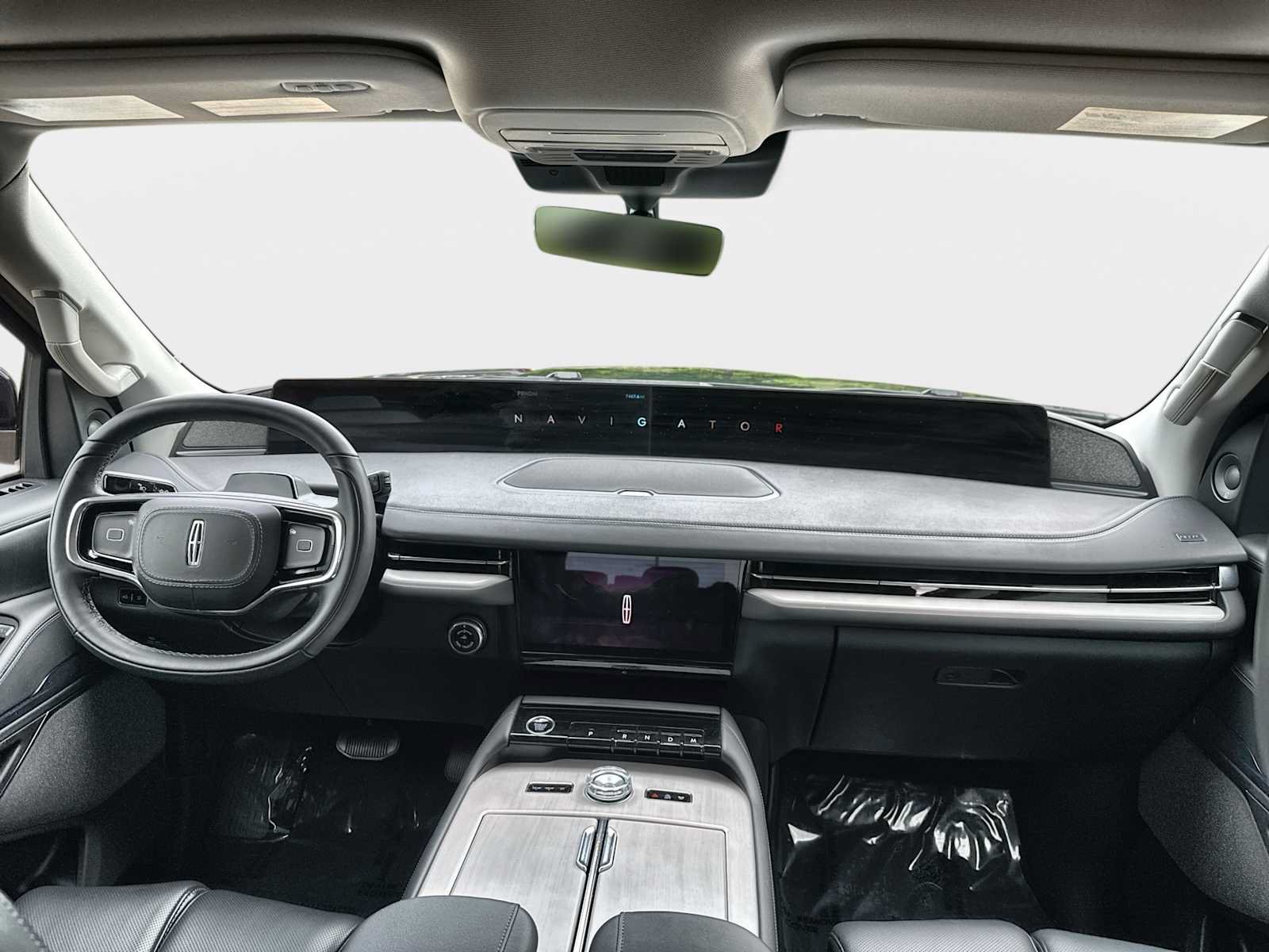 Used 2026 Lincoln Navigator Reserve AWD/4WD image 21