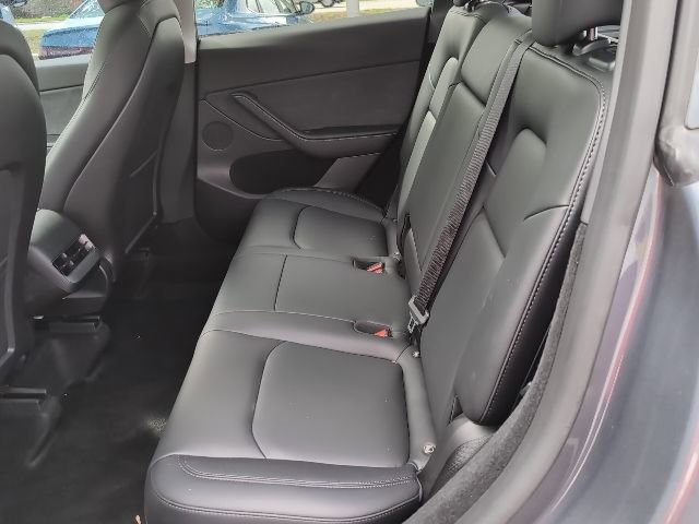 Used 2023 Tesla Model Y Long Range image 20