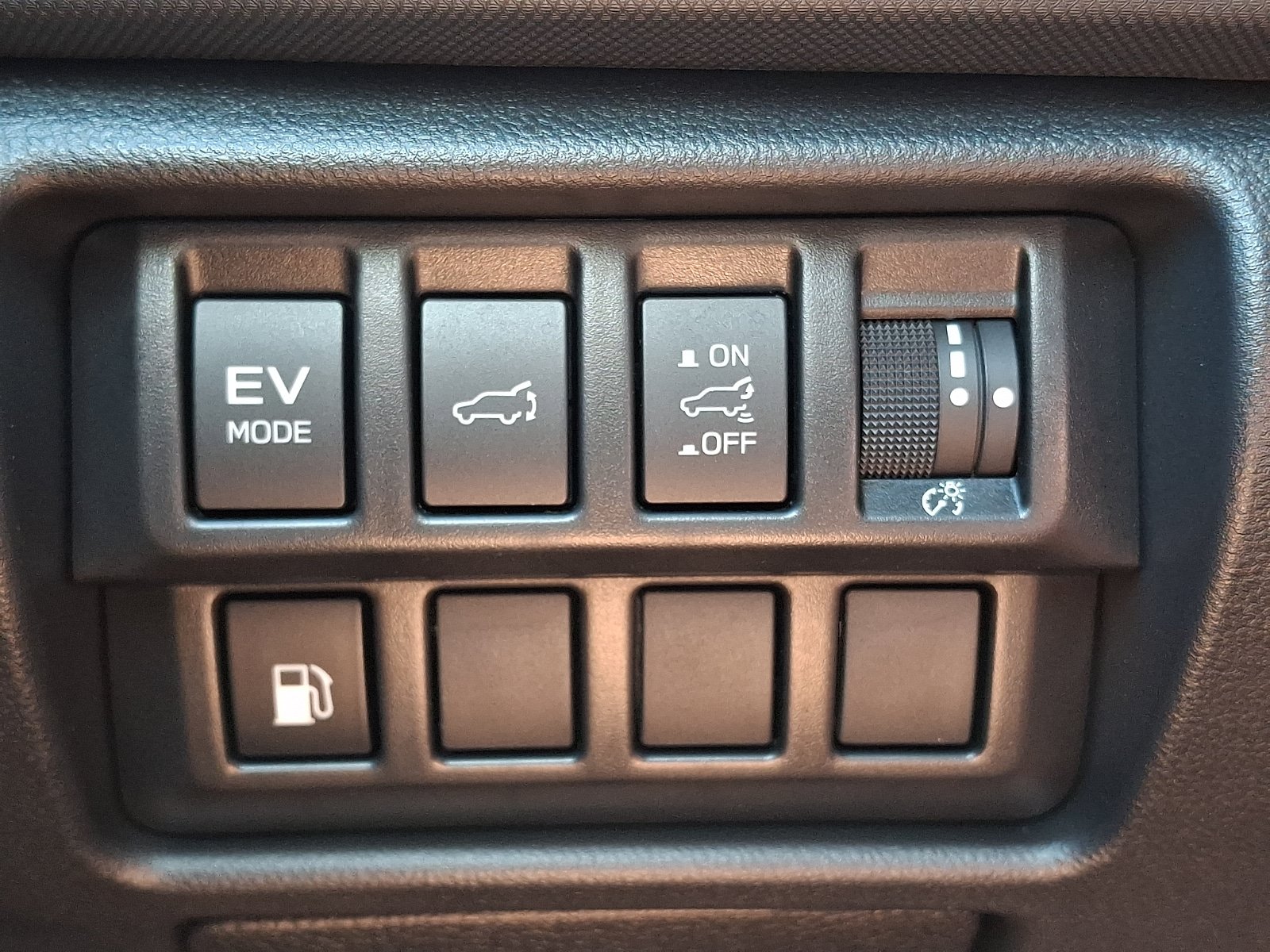 Used 2025 Subaru Forester Limited AWD/4WD image 24