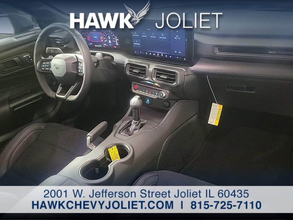 Used 2025 Ford Mustang Dark Horse image 22