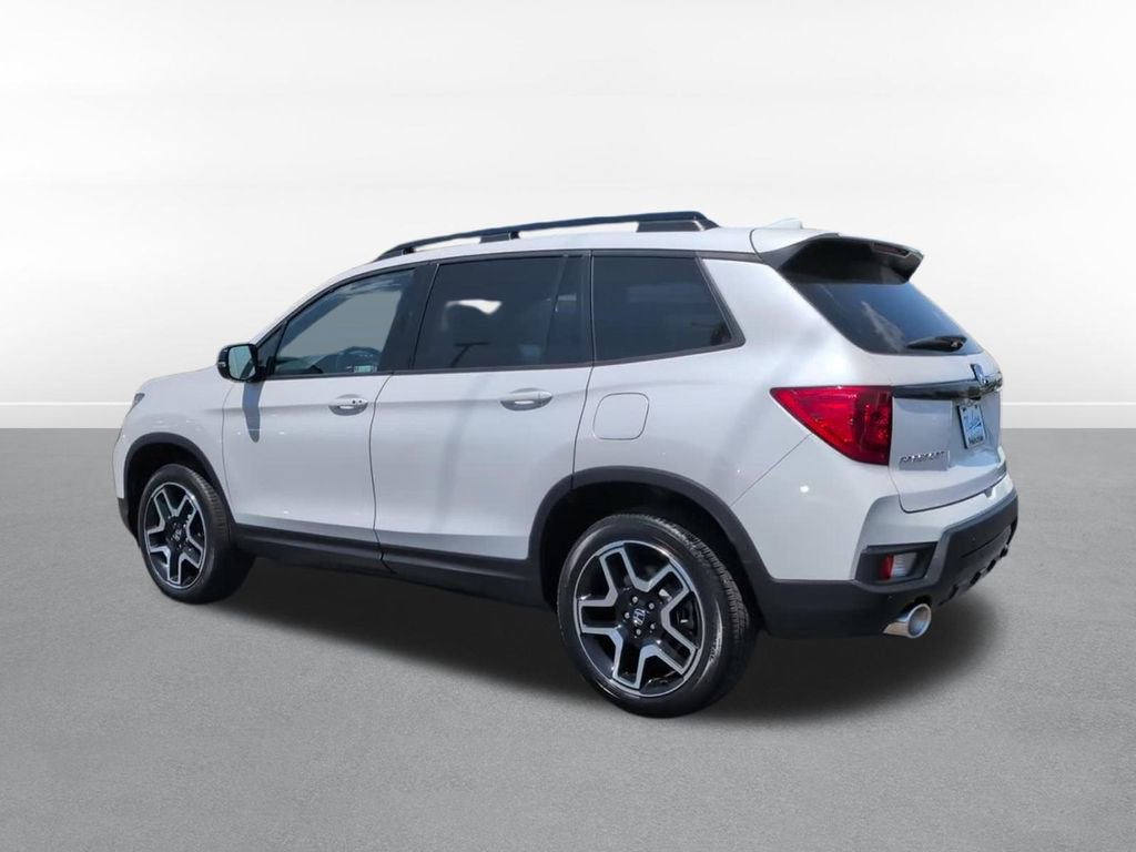 Used 2023 Honda Passport Elite image 8