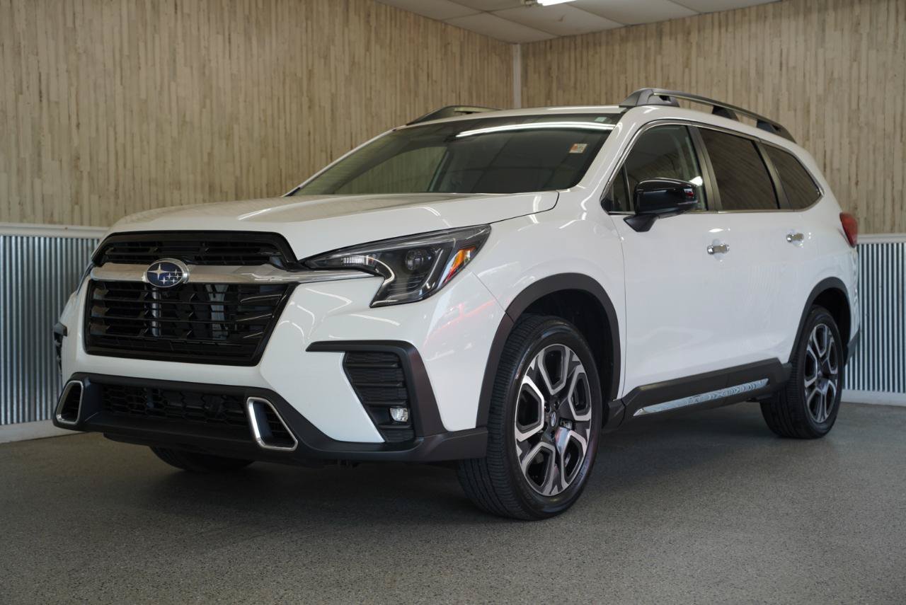Used 2026 Subaru Ascent Touring AWD/4WD image 4