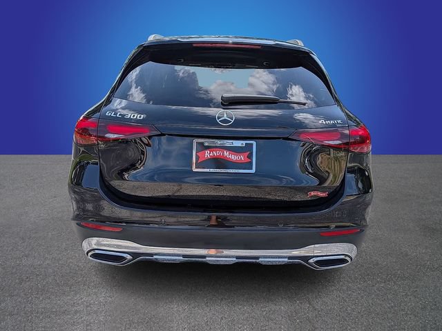 Used 2024 Mercedes-Benz GLC 300 4MATIC image 4