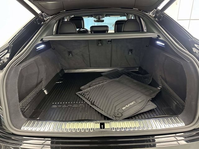 Certified 2024 Audi Q8 e-tron Premium Plus w/ Premium Plus Package AWD/4WD image 10