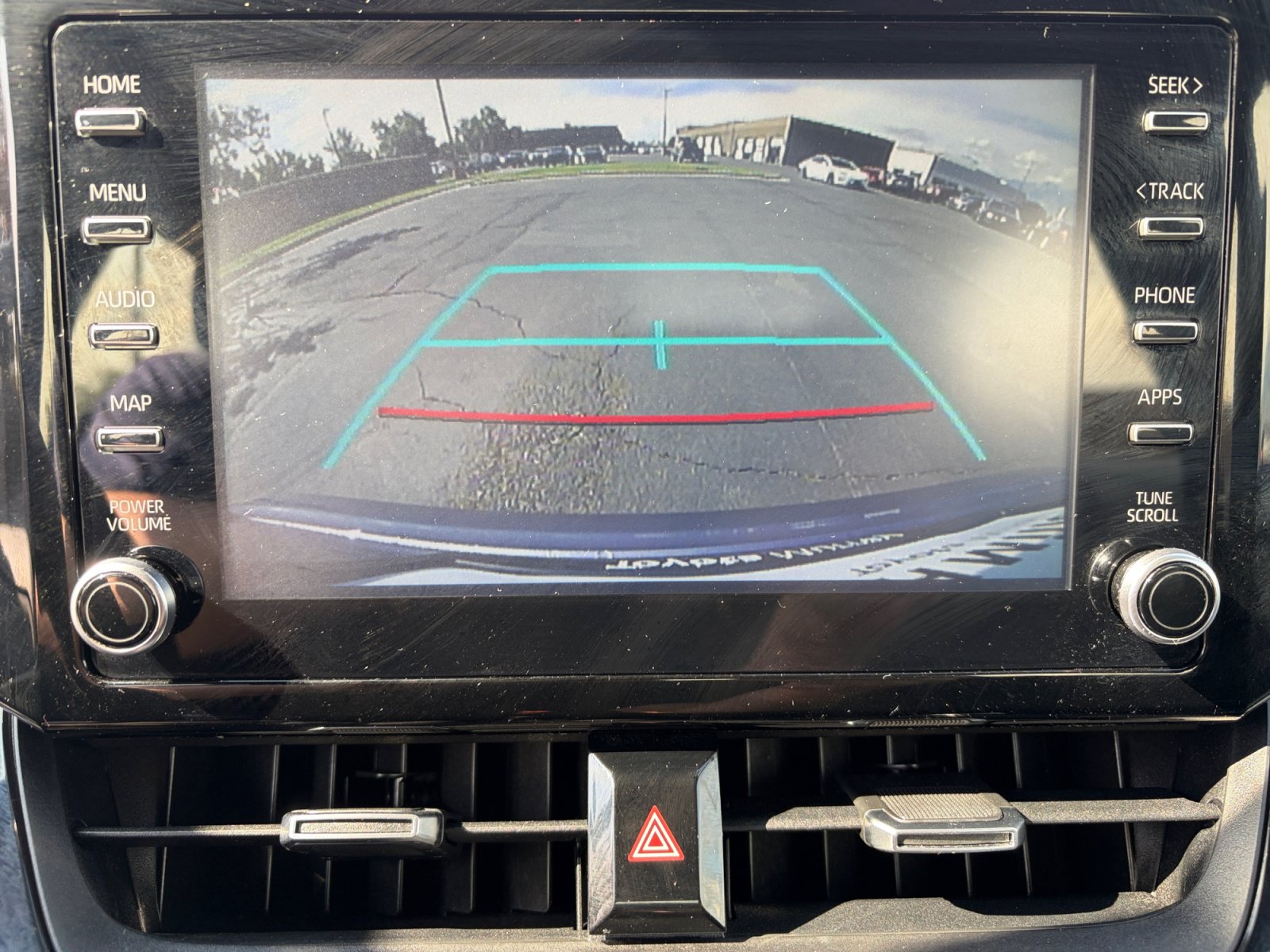Used 2020 Toyota Corolla SE w/ Carpet Mat Package (TMS) FWD image 21