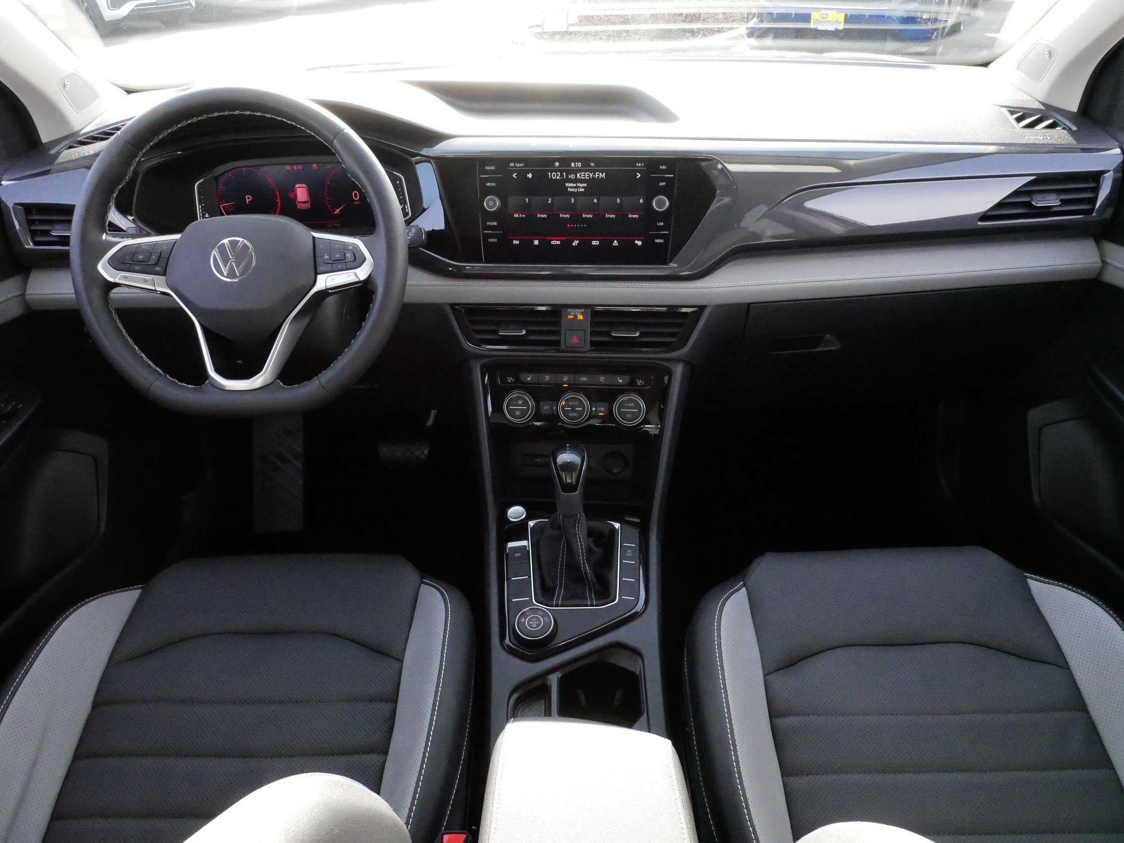 Certified 2024 Volkswagen Taos SEL image 10