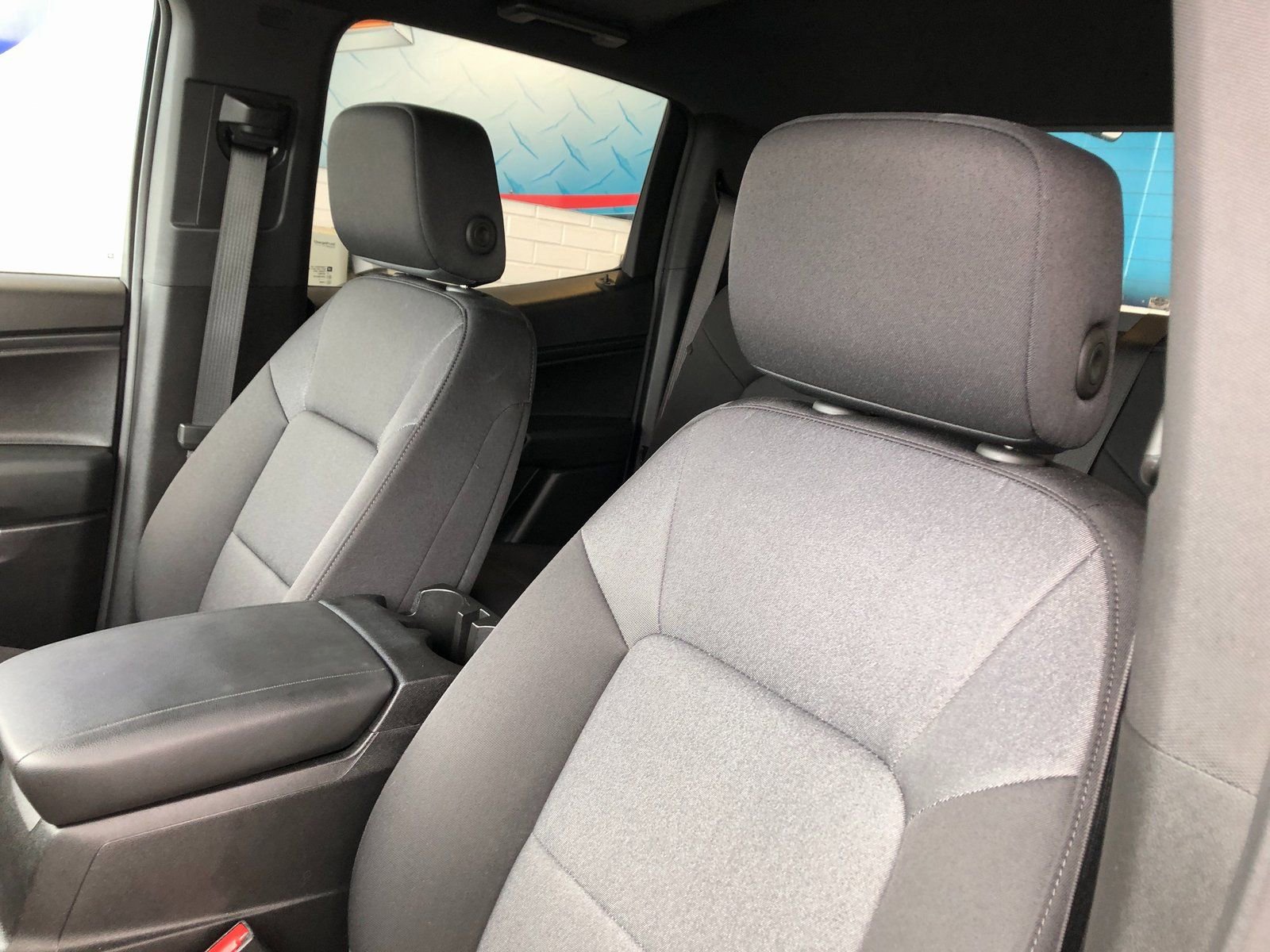 Certified 2024 Chevrolet Colorado W/T w/ WT Convenience Package II image 17