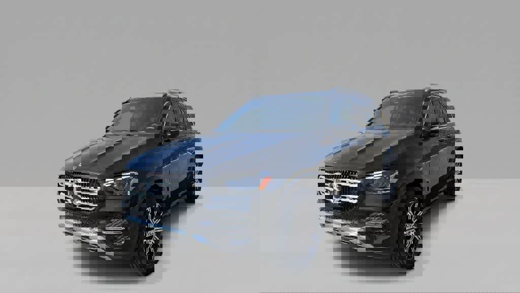 Used 2026 Mercedes-Benz GLE 350 4MATIC image 3