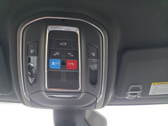 Used 2025 Jeep Grand Cherokee L Limited w/ Black Appearance Package image 24