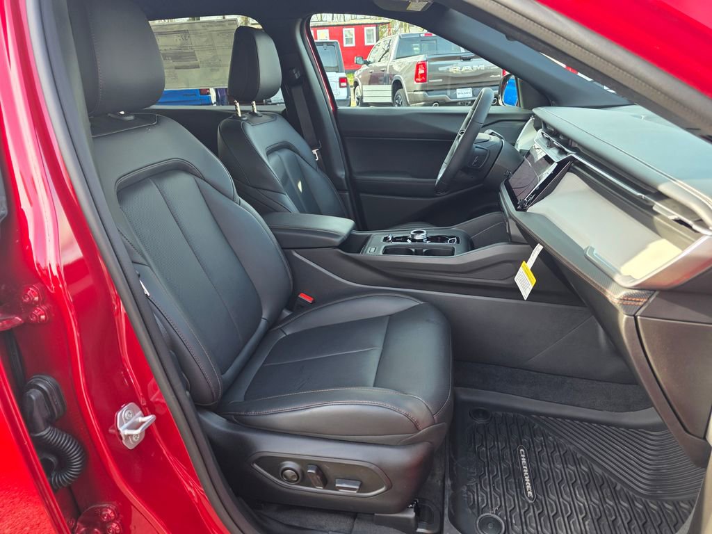 New 2026 Jeep Cherokee Limited image 24