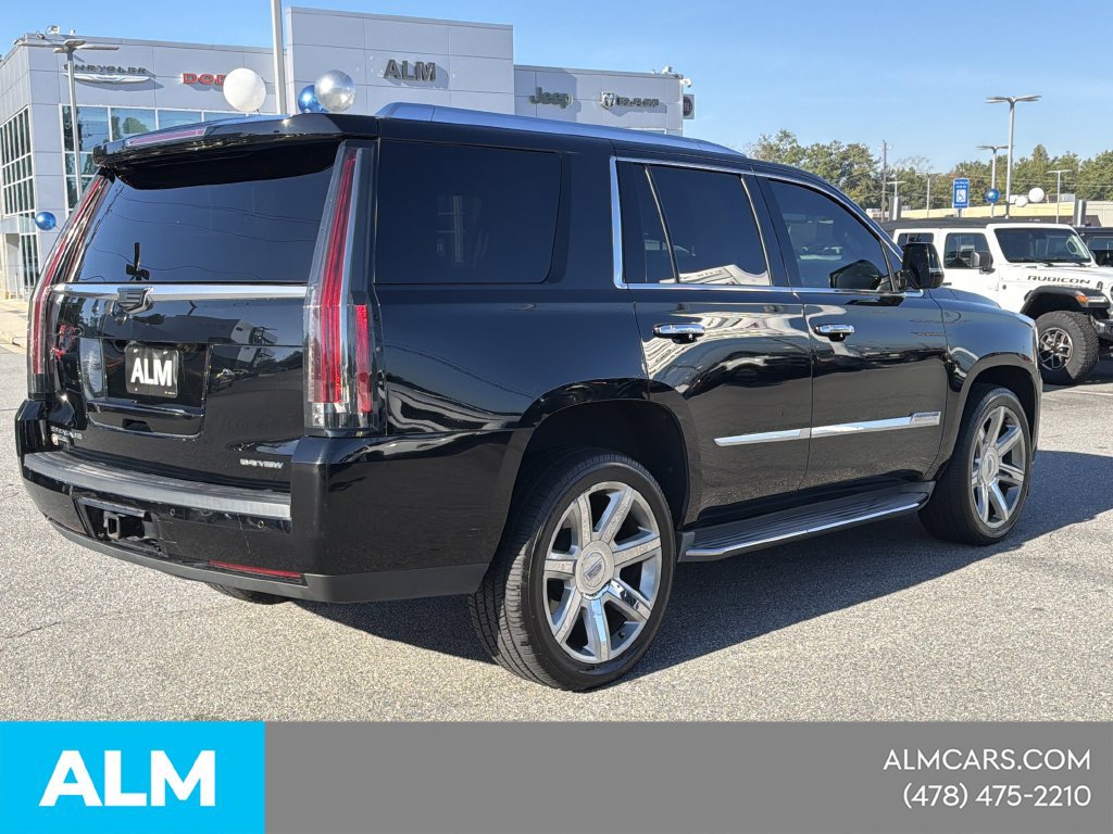 Used 2015 Cadillac Escalade Luxury RWD image 35