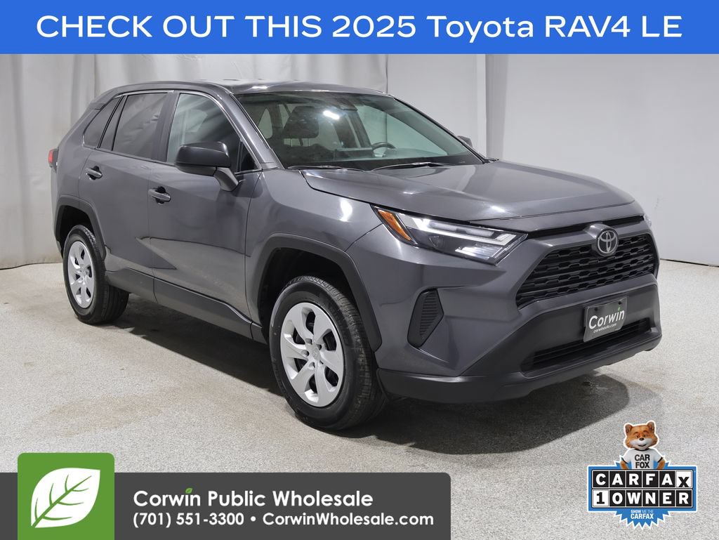 Used 2025 Toyota RAV4 LE AWD/4WD image 1