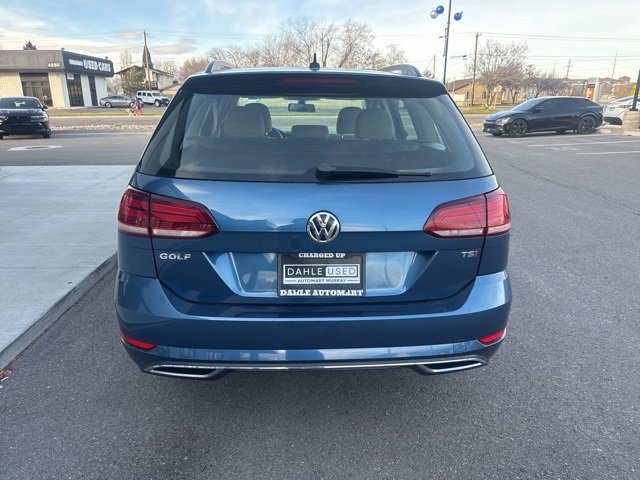 Used 2018 Volkswagen Golf S image 5