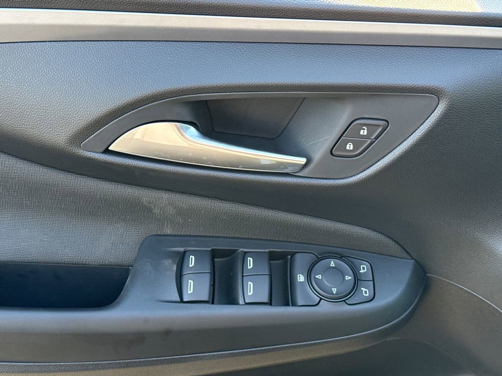 New 2026 Buick Envista Preferred FWD image 15