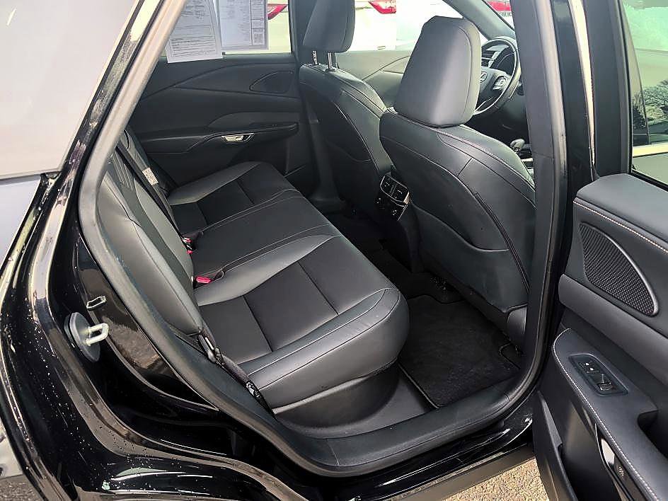 Used 2024 Lexus RX 350 FWD w/ Technology Package image 13