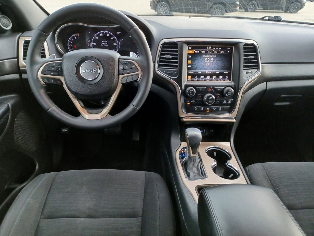 Used 2017 Jeep Grand Cherokee Laredo w/ Quick Order Package 23E AWD/4WD image 25