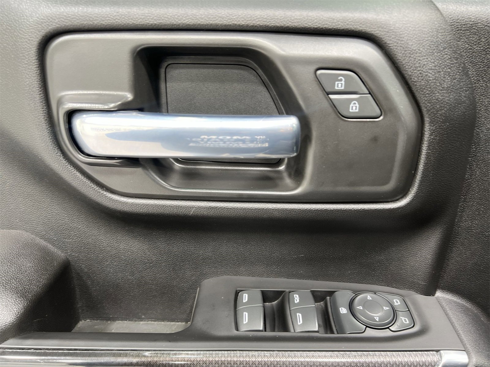 Used 2022 Chevrolet Silverado 1500 Custom image 13