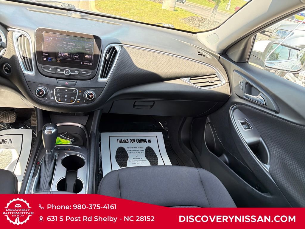 Used 2019 Chevrolet Malibu LT w/ Driver Confidence Package image 32