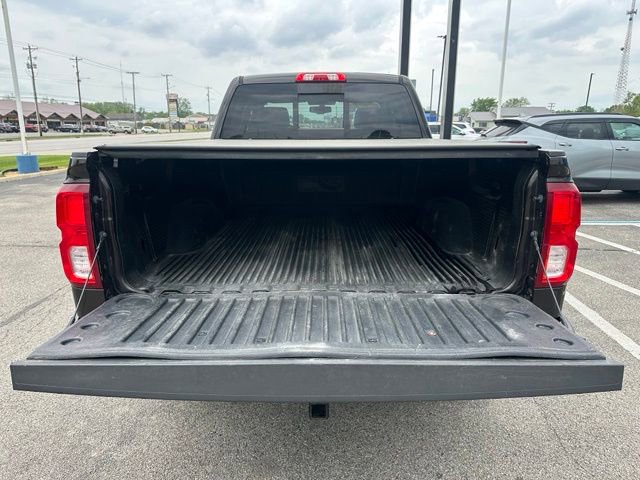 Used 2018 Chevrolet Silverado 1500 LTZ AWD/4WD image 16