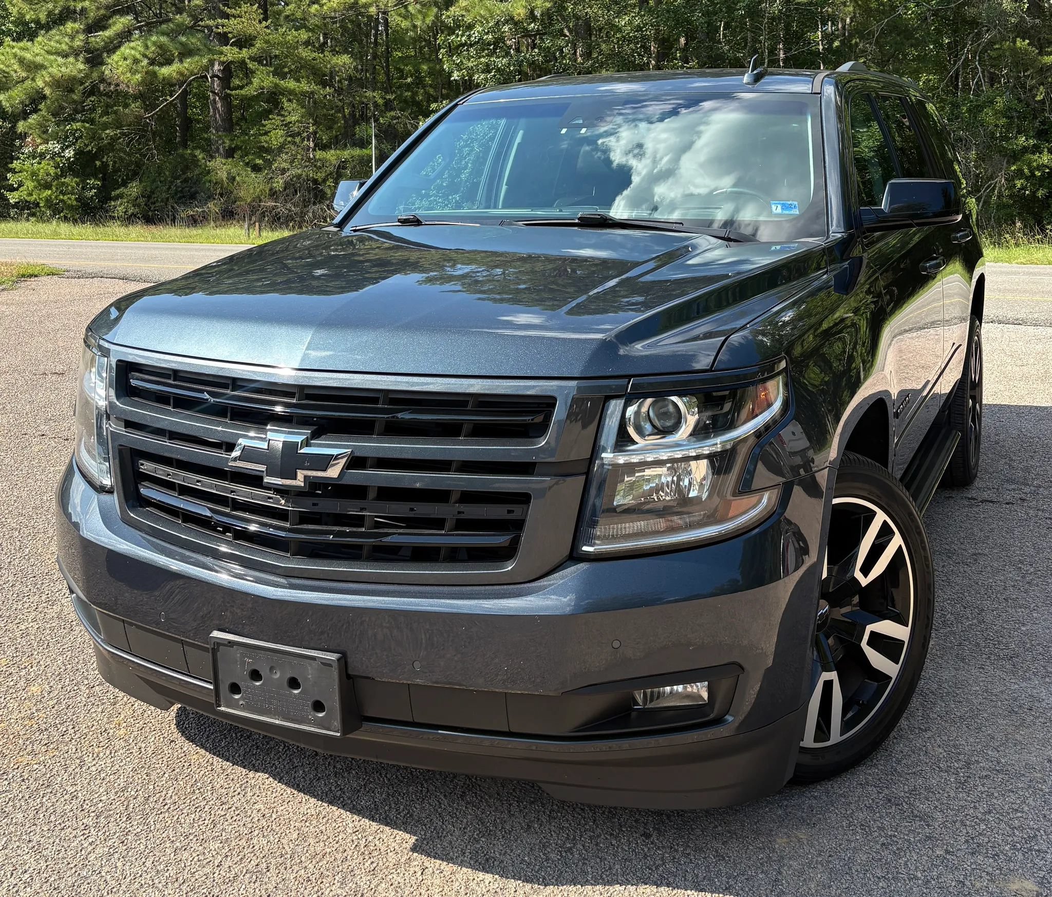 Used 2019 Chevrolet Tahoe Premier w/ RST 6.2L Performance Edition AWD/4WD image 49