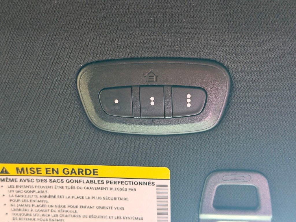 Used 2025 Jeep Grand Cherokee L Limited AWD/4WD image 35