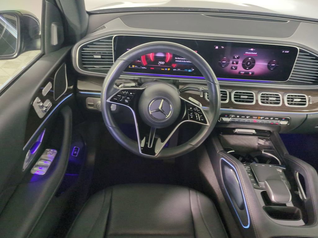 Used 2024 Mercedes-Benz GLE 350 4MATIC w/ Driver Assistance Package image 19