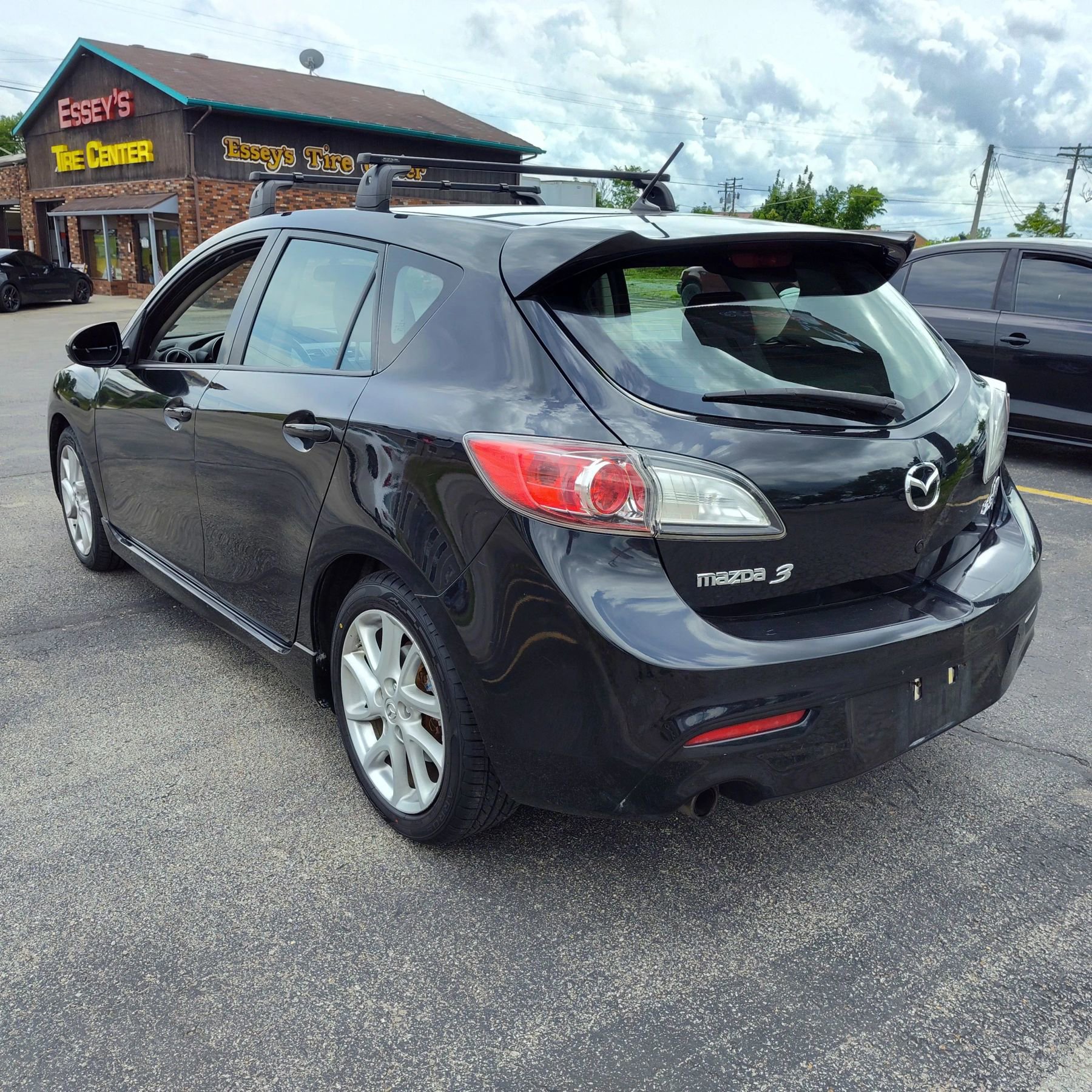 Used 2012 MAZDA MAZDA3 s Touring FWD image 3