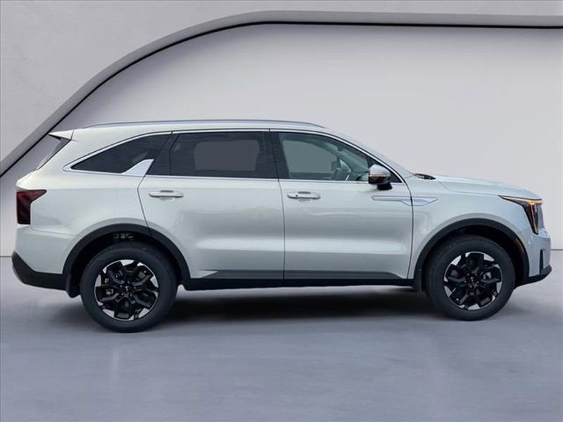 New 2026 Kia Sorento S image 6