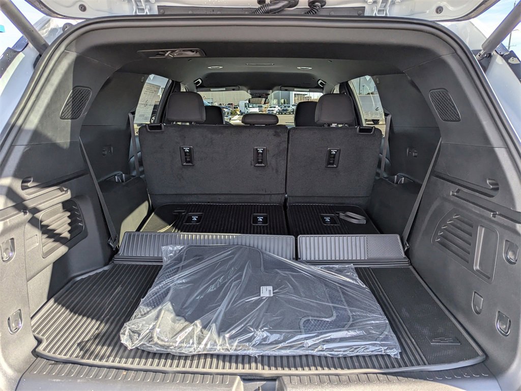New 2026 Chevrolet Traverse LT w/ LPO, Floor Liner Package image 35