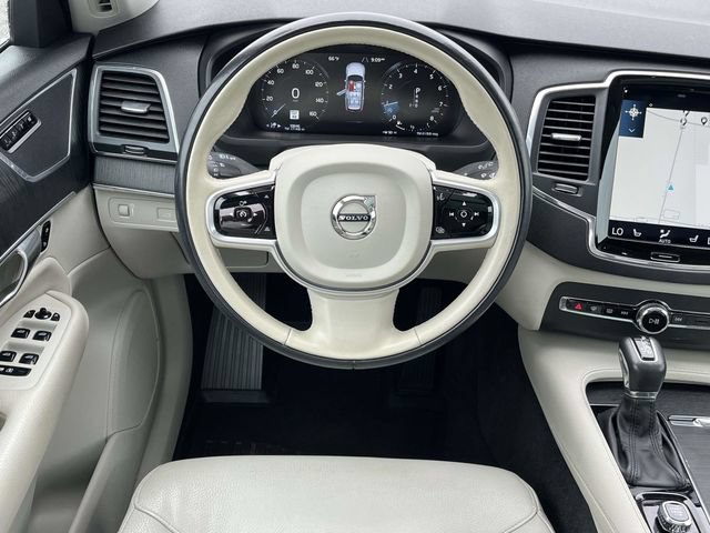 Used 2020 Volvo XC90 T6 Momentum w/ Protection Package Premier AWD/4WD image 19