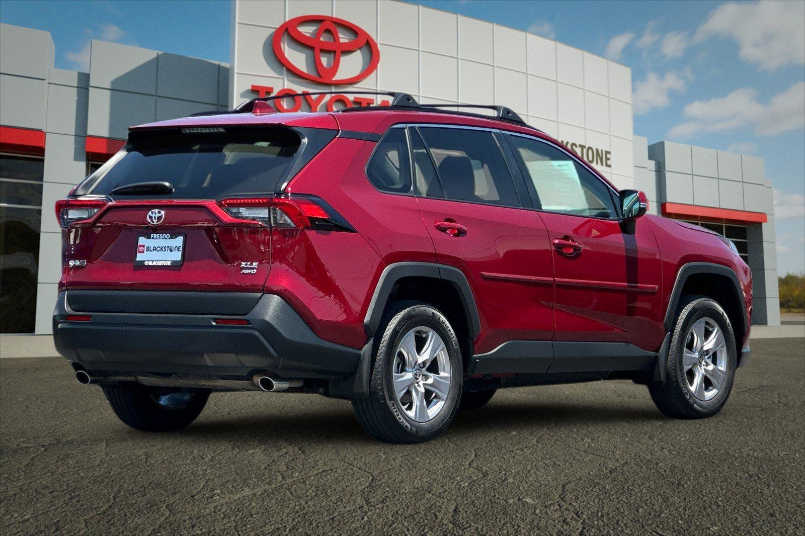 Certified 2025 Toyota RAV4 XLE w/ Convenience Package AWD/4WD image 3