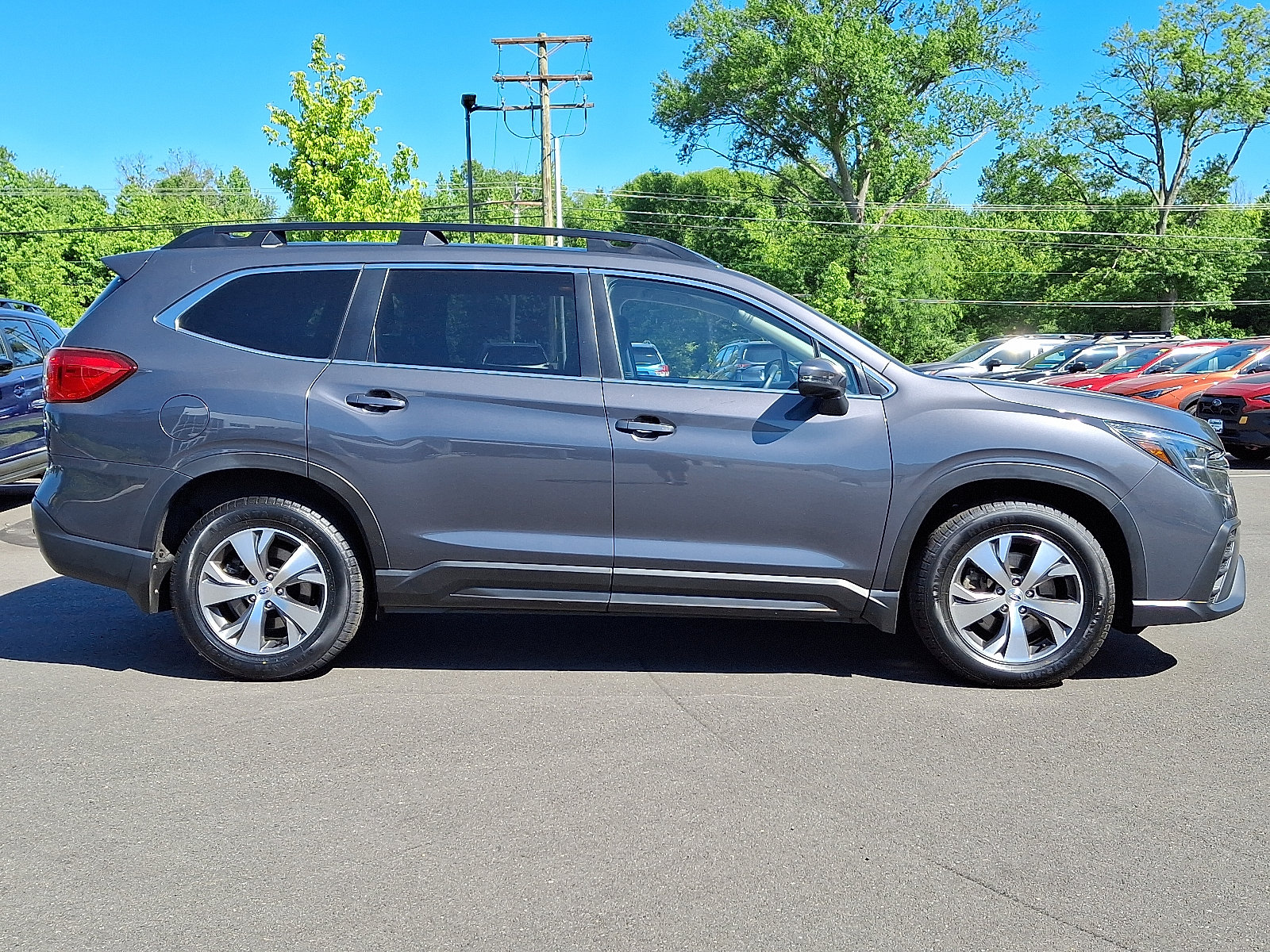 Certified 2023 Subaru Ascent Premium w/ Convenience Package AWD/4WD image 7