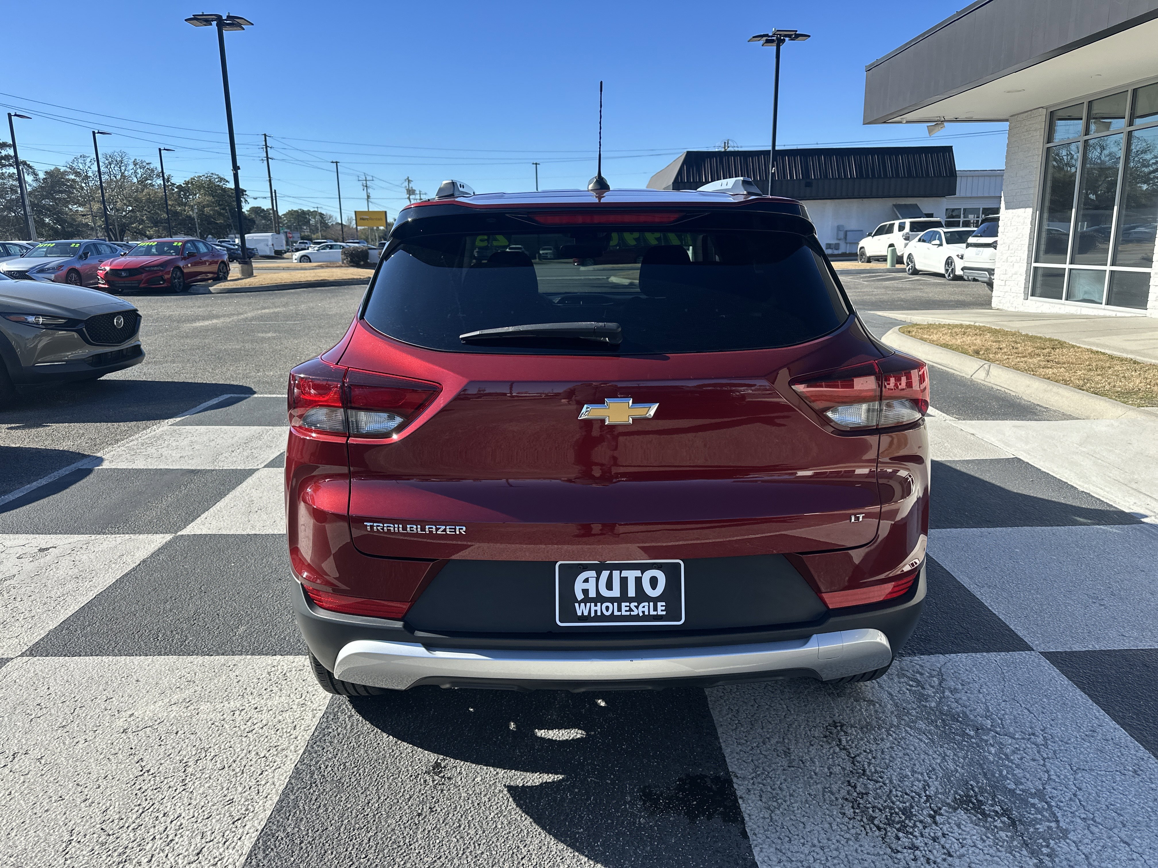 Used 2023 Chevrolet TrailBlazer LT w/ Convenience Package image 4