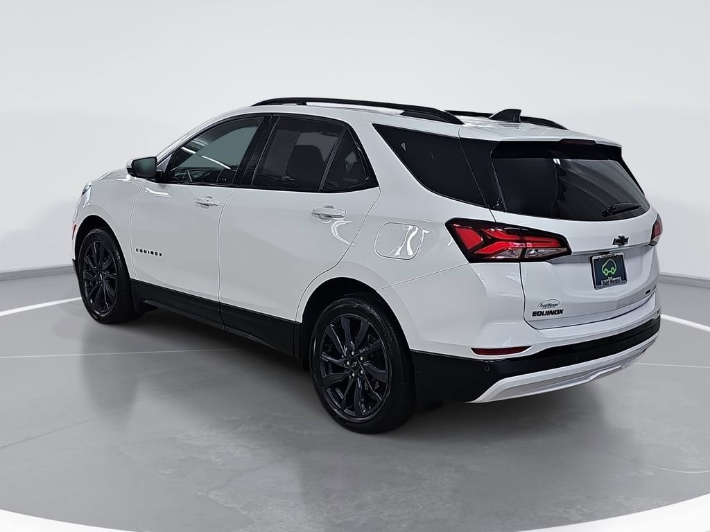 Certified 2024 Chevrolet Equinox RS w/ RS Leather Package AWD/4WD image 6