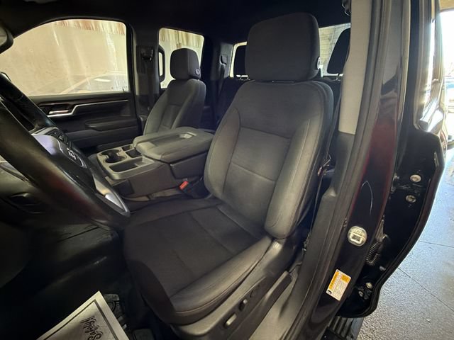 Certified 2022 GMC Sierra 1500 Elevation w/ LPO, Elevation Black Package AWD/4WD image 11