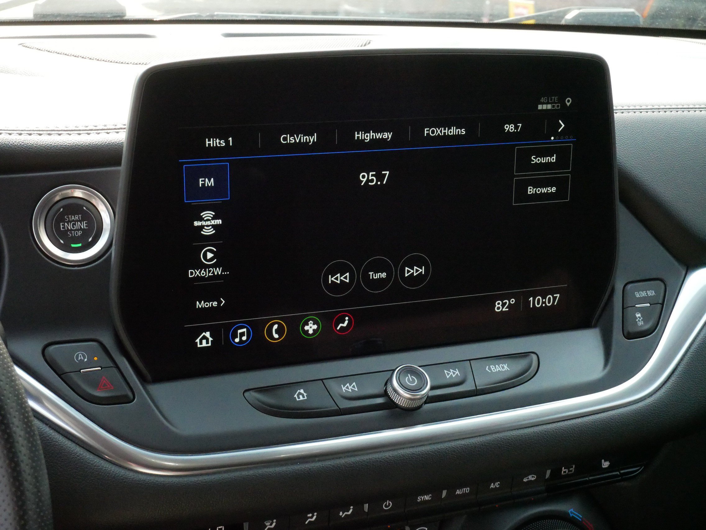 Used 2024 Chevrolet Blazer LT w/ Convenience Package FWD image 22