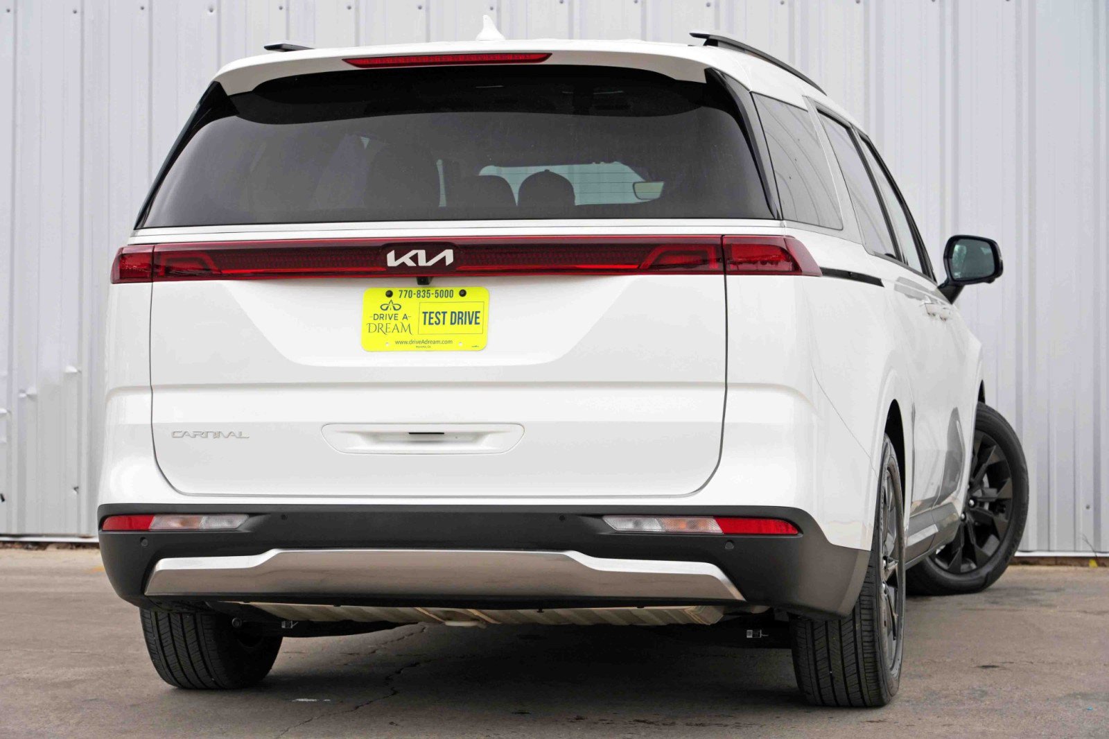 Used 2024 Kia Carnival SX image 5