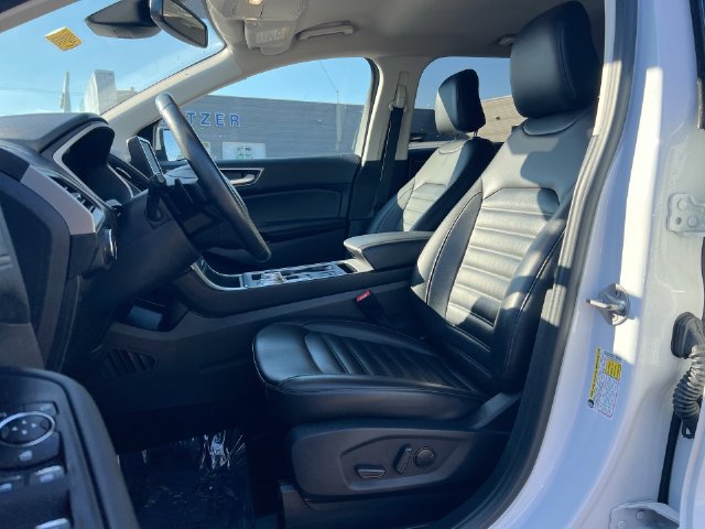Used 2021 Ford Edge SEL w/ Convenience Package AWD/4WD image 15