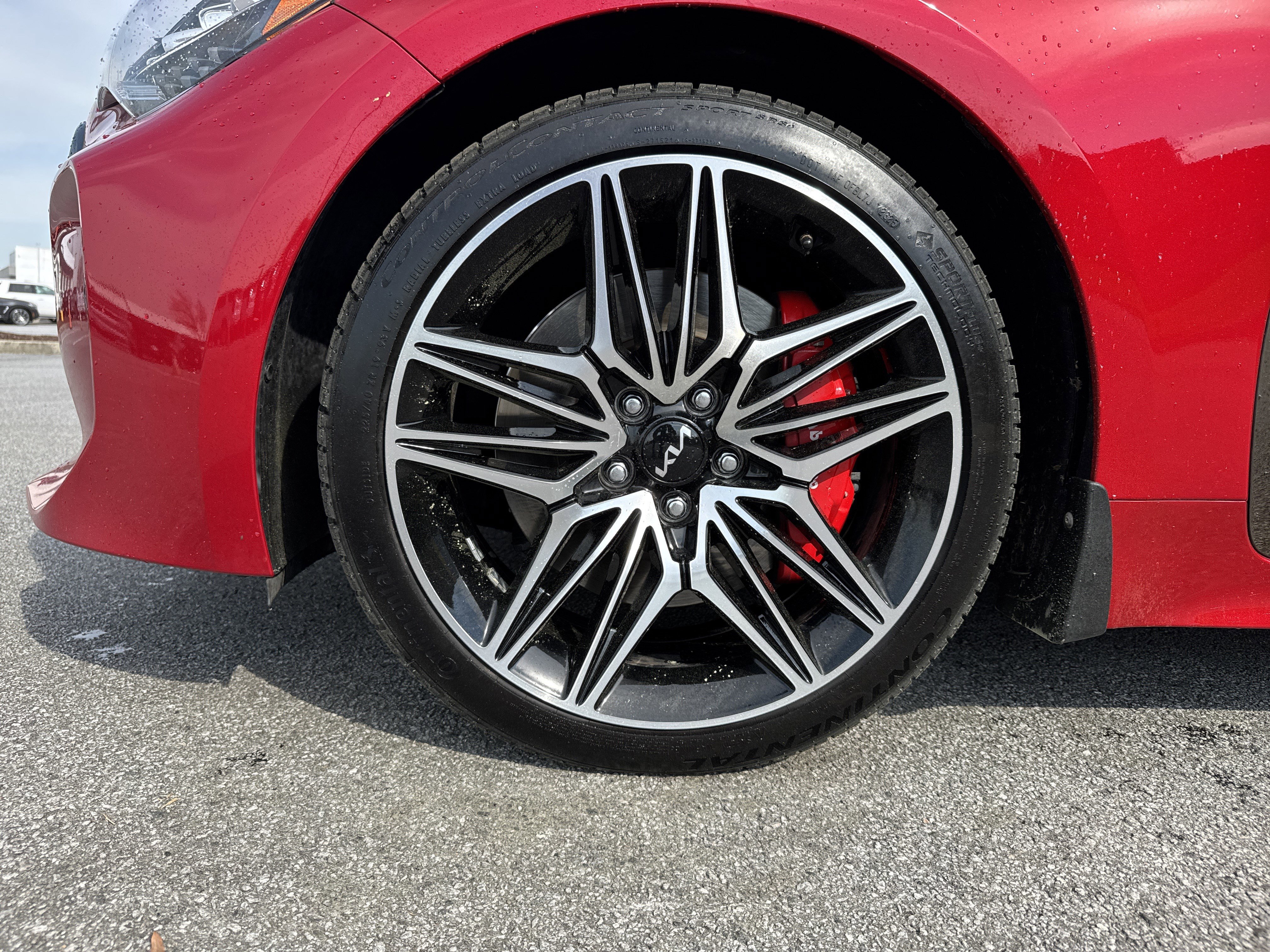 Used 2023 Kia Stinger GT2 image 13