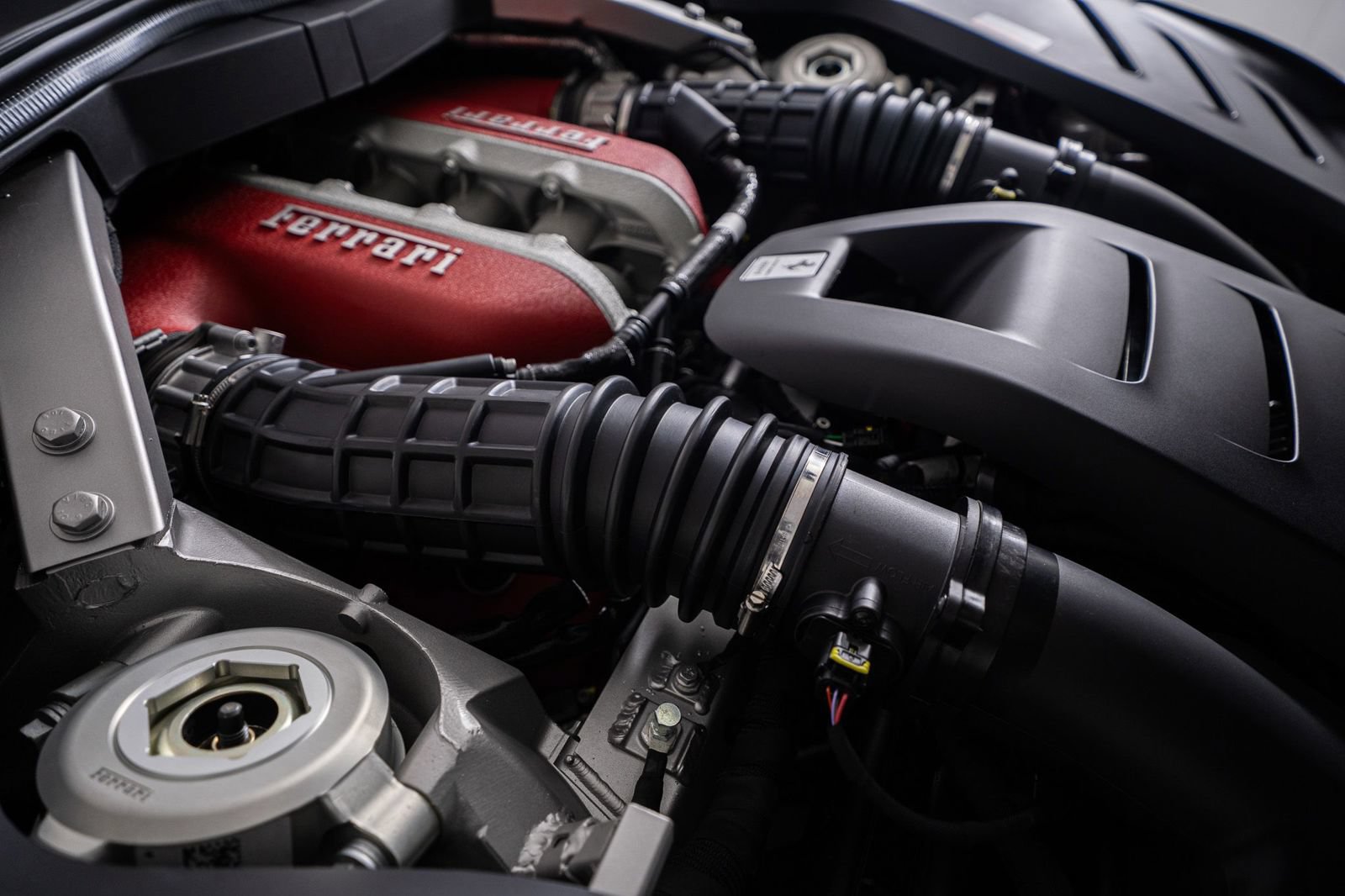 Used 2026 Ferrari Purosangue AWD/4WD image 74