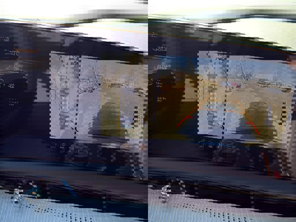 New 2026 Cadillac Optiq Luxury 1 image 19