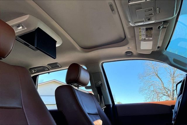 Used 2020 Toyota Sequoia Platinum image 28