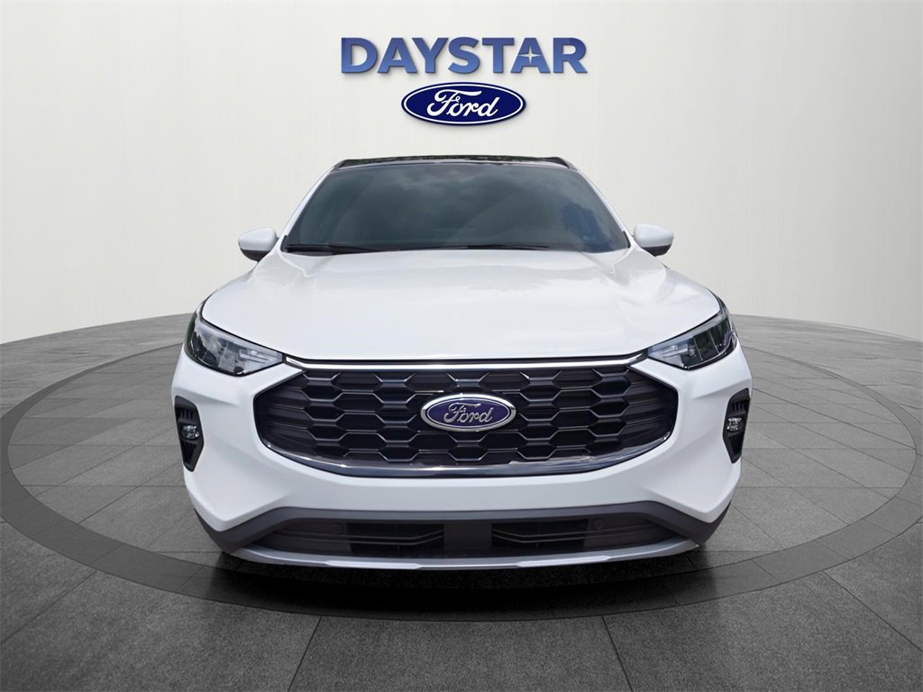 New 2025 Ford Escape ST-Line Elite w/ Class II Trailer Tow Package image 33