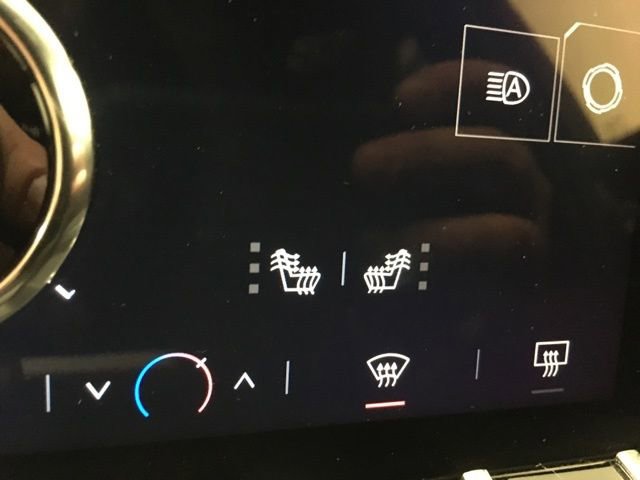 Used 2025 GMC Terrain Elevation image 24