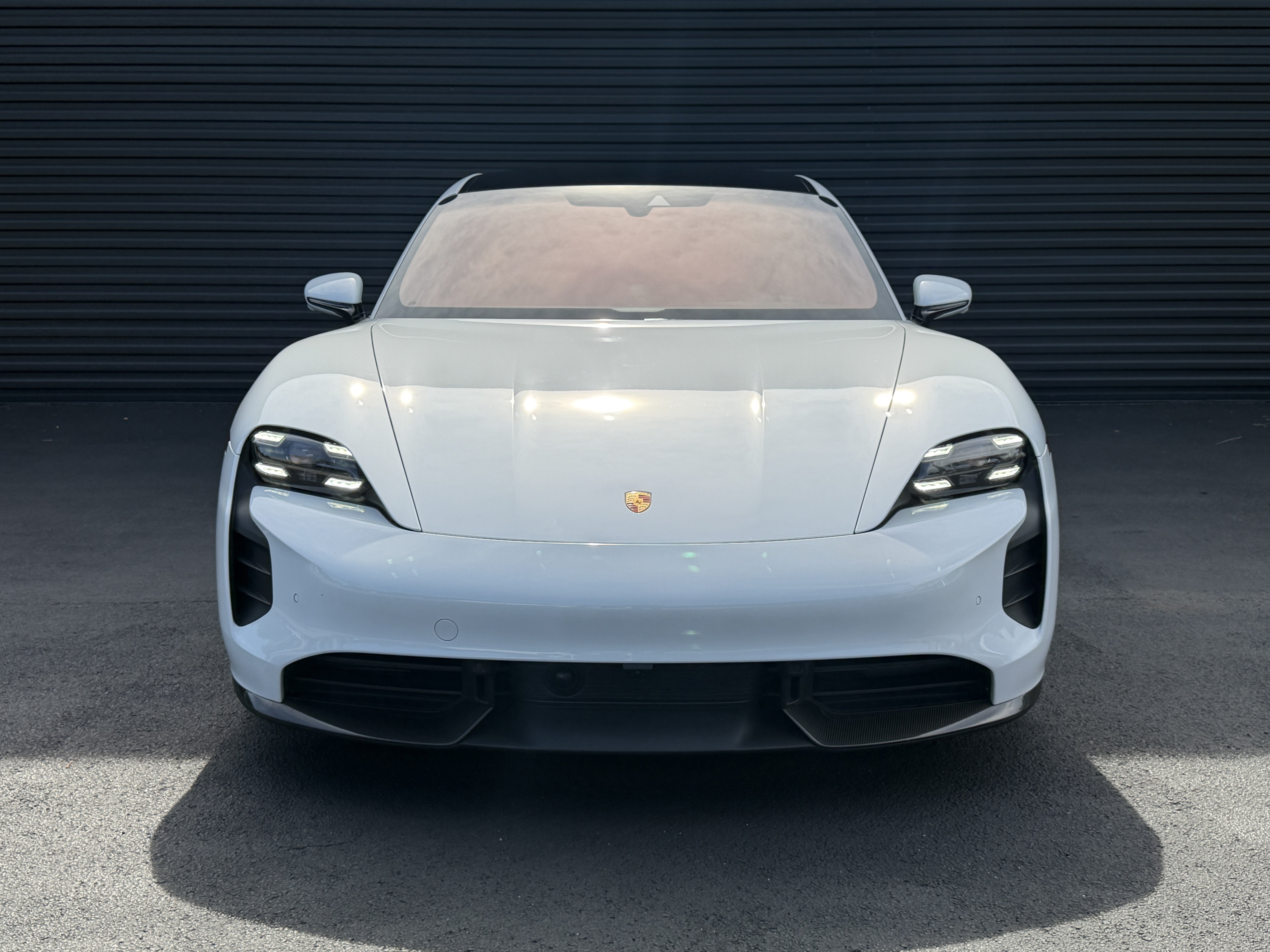 Certified 2020 Porsche Taycan Turbo S AWD/4WD image 6